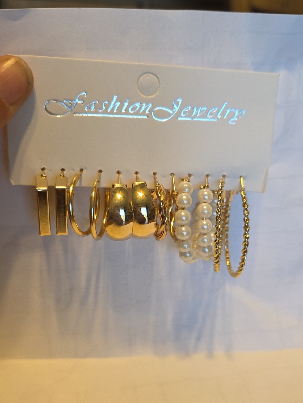 Fashion Jewelry 6 Pairs Gold & Pearl Earring Set